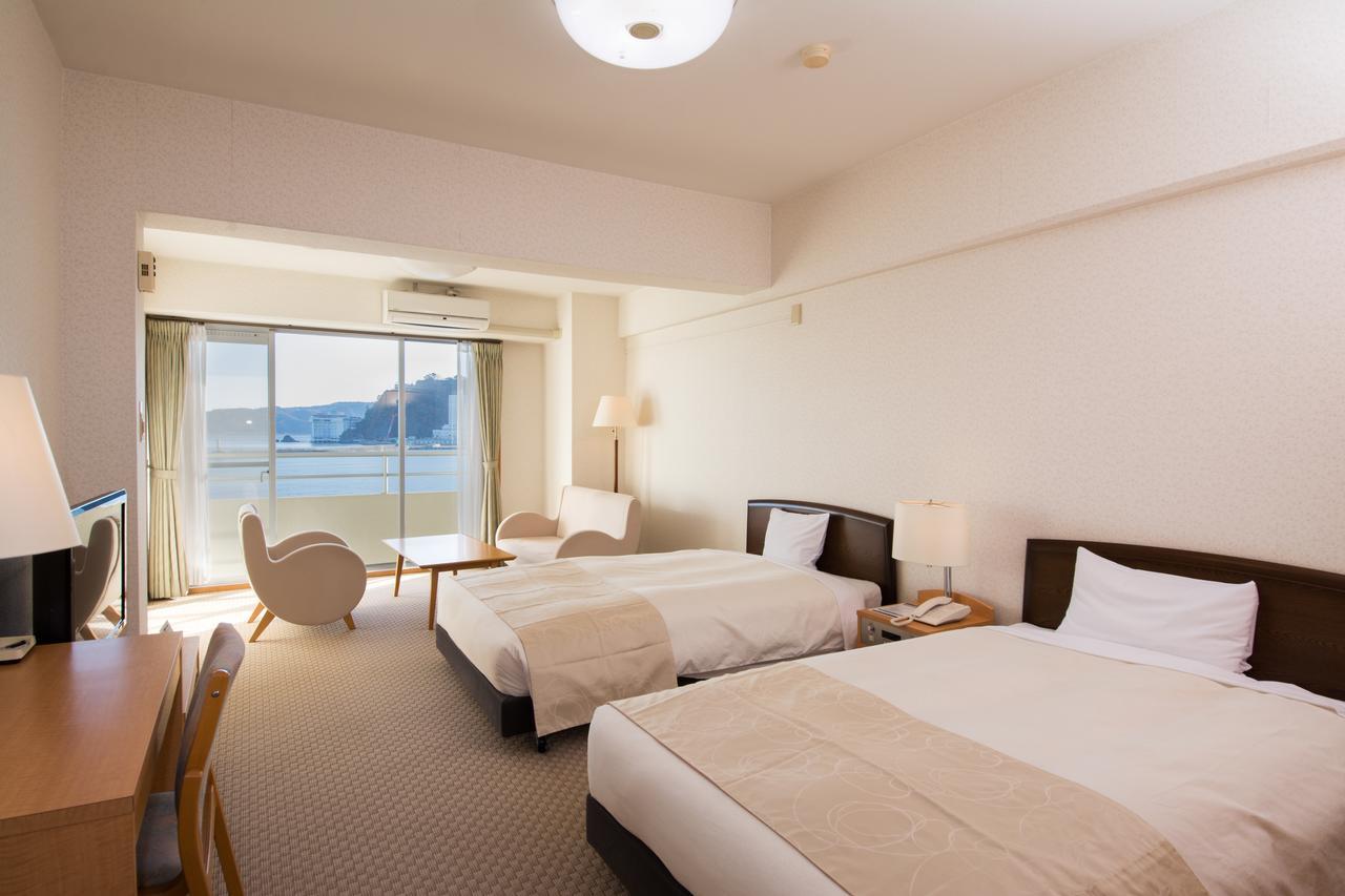 Wisterian Life Club Atami Hotel Atami  Exterior photo